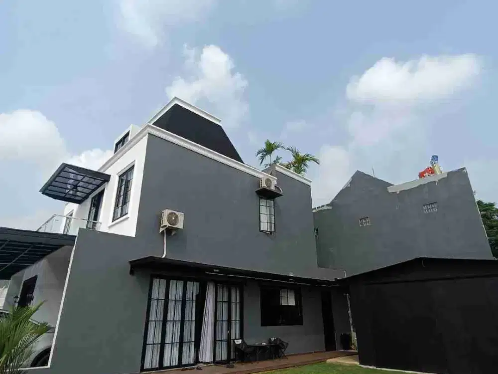 Dijual Rumah 2 Lantai Konsep Clasik Dkt Sumarecon Bekasi