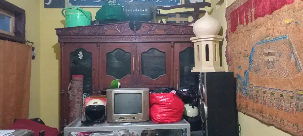 Lemari bupet ukuran besar