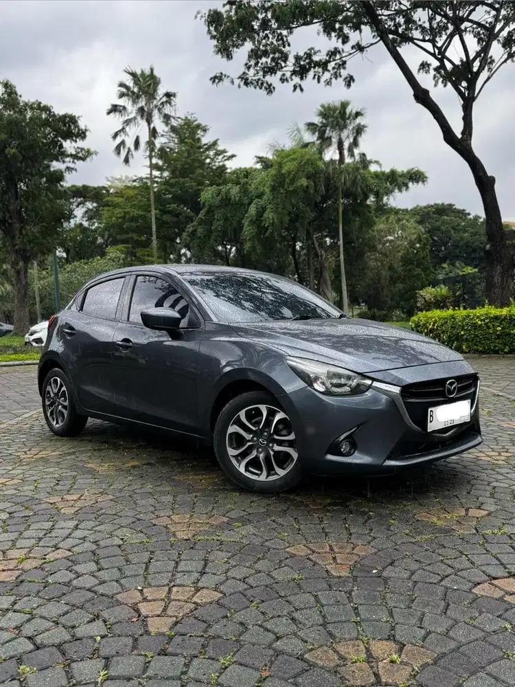Dijual CASH Mazda 2 GT Skyactiv 2014