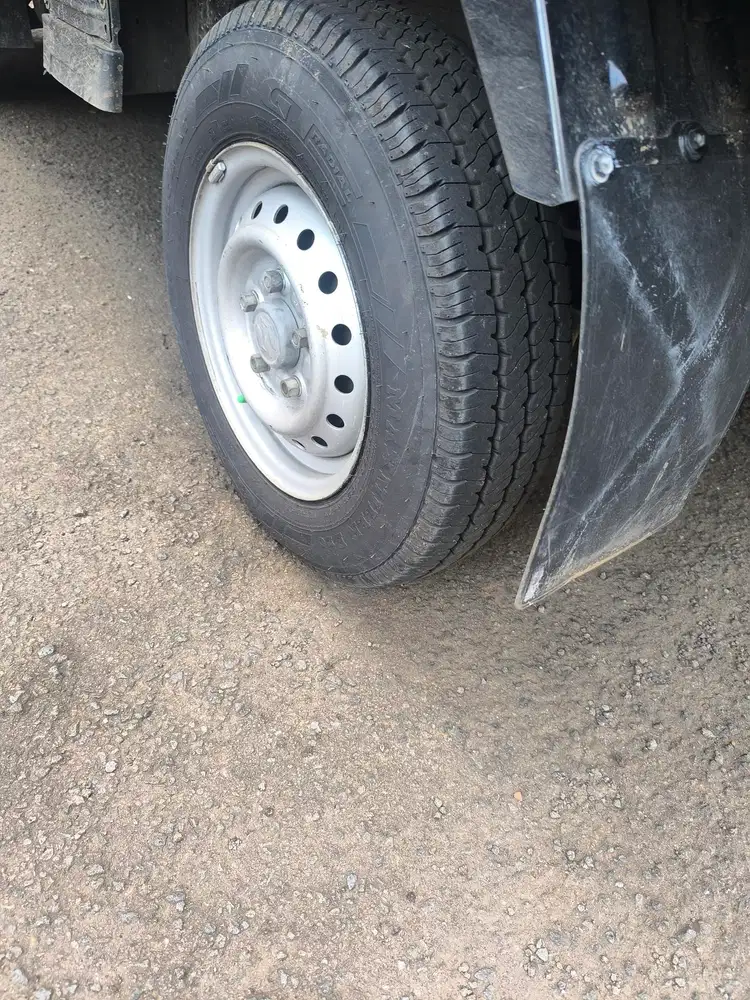 Suzuki Carry 2023 Bensin harga bisa nego langsung, cek tkp