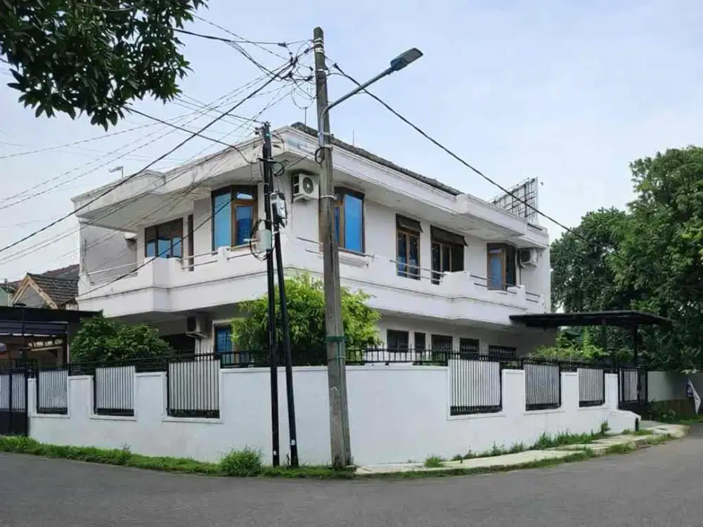 DIJUAL CEPAT RUMAH HOOK LANTAI FULL MARMER DI BINTARO PERMAI