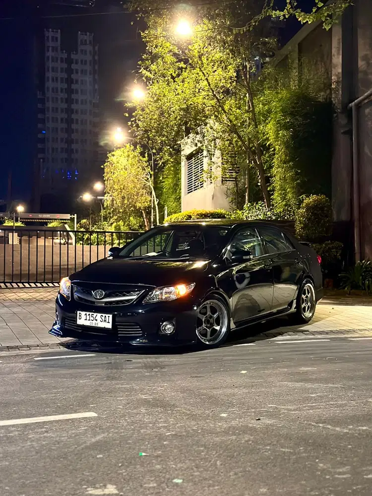 Toyota Corolla Altis 2013 Bensin