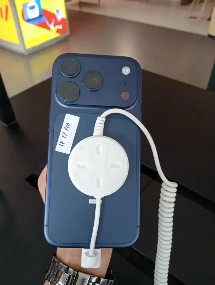 Iphone 17 pro 256 blue Resmi Ibox Promo free temper+sililkon