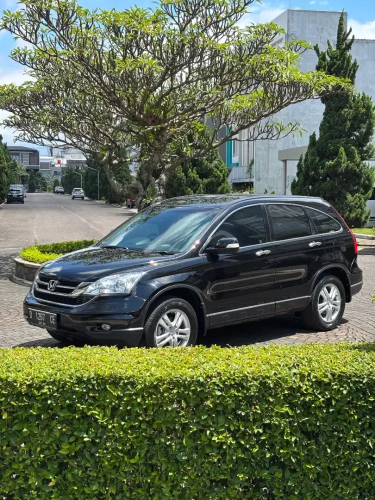 HONDA CRV 2.4 A/T 2011 TERAWAT ISTIMEWA