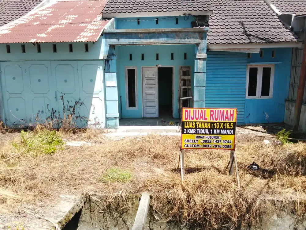 Rumah di pinggir pasar,penduduk padat bisa di jadikan trmpat usaha
