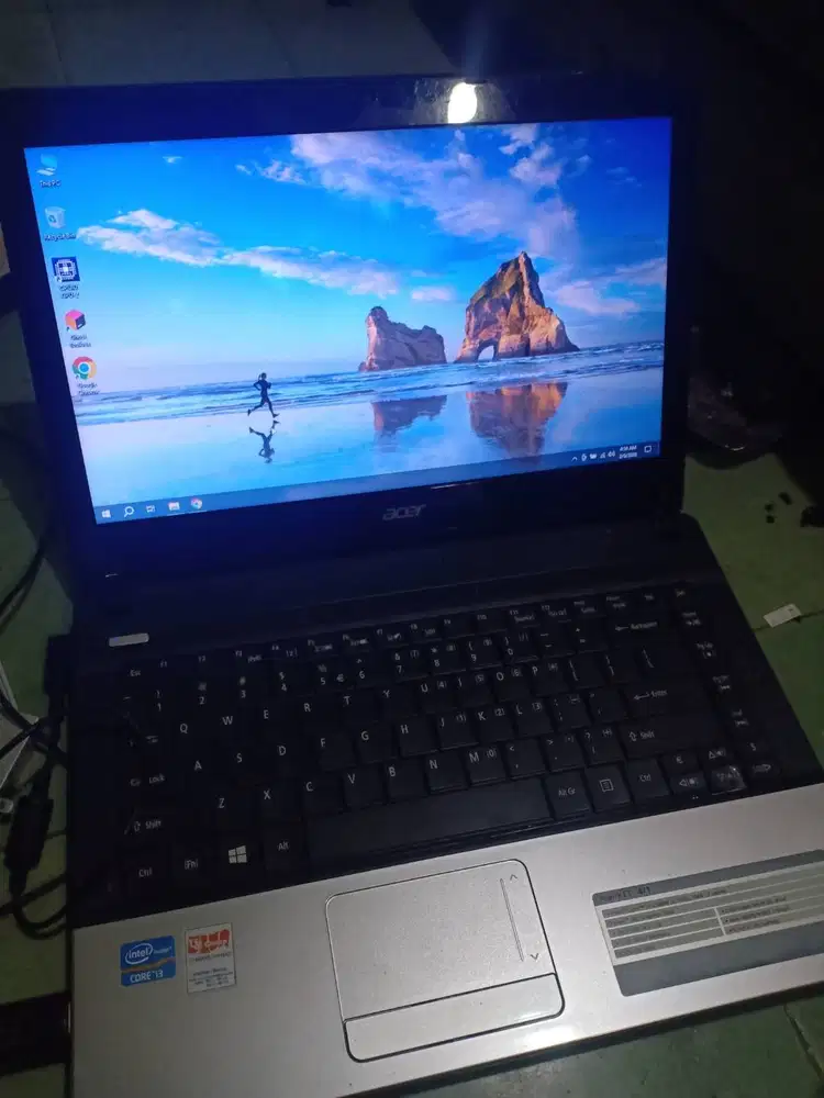 Acer Aspire E1-471 Core i3 2348 Ram 4GB HDD 500GB Normal Casing Mulus