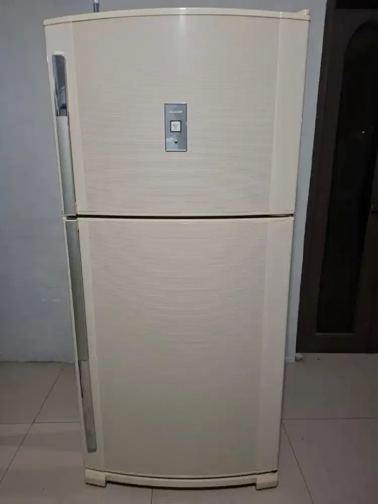 Kulkas sharp2 pintu ukuran jumbo