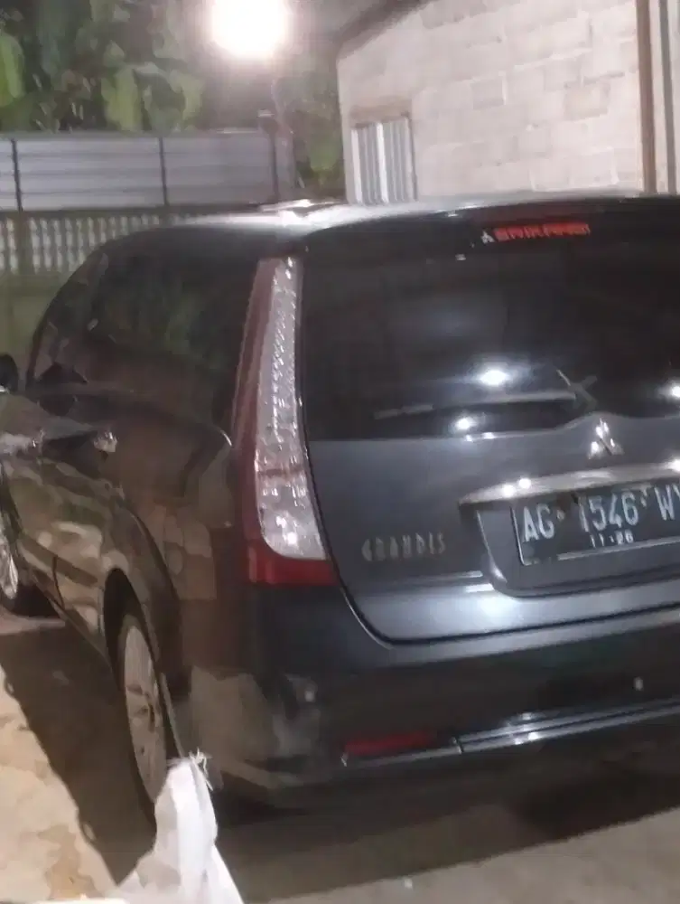 Mitsubishi grandis gt..