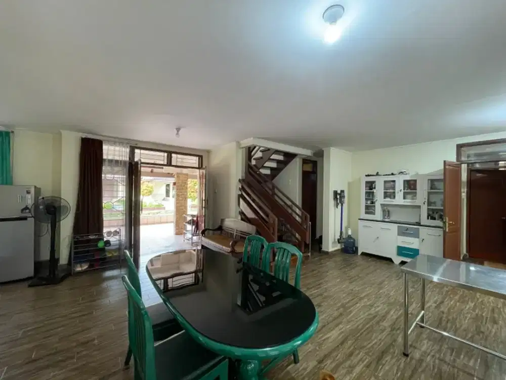 Dijual cepat Villa di Green Hill