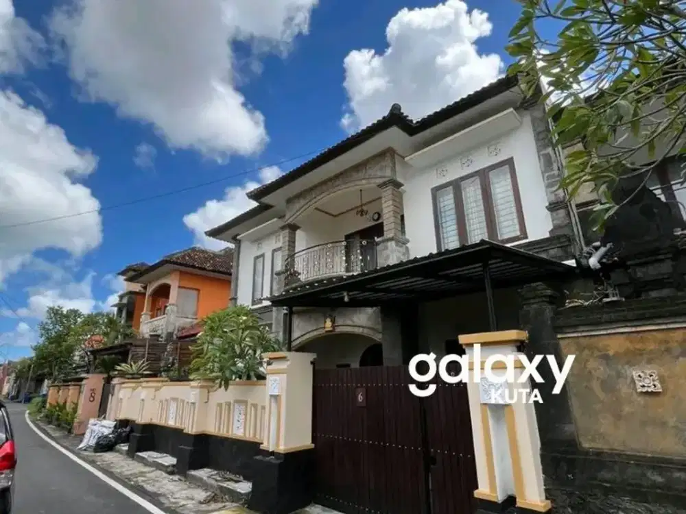 DISEWAKAN RUMAH 2 LANTAI TUKAD BADUNG RENON DENPASAR, BALI