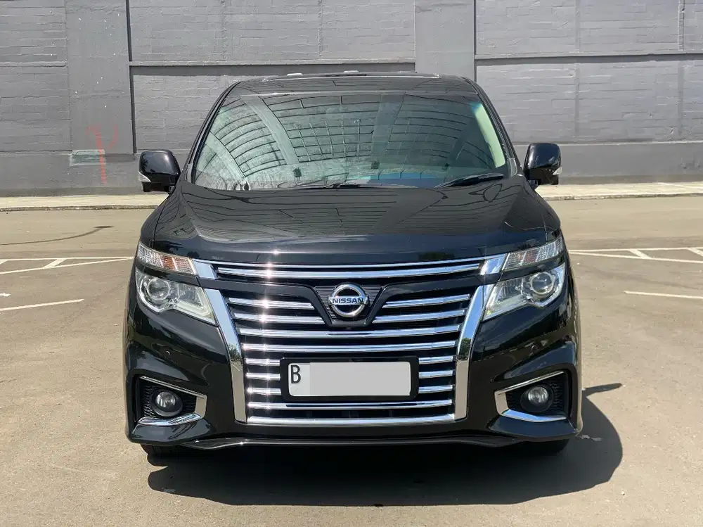 NISSAN ELGRAND HWS 2.5 AT HITAM 2014