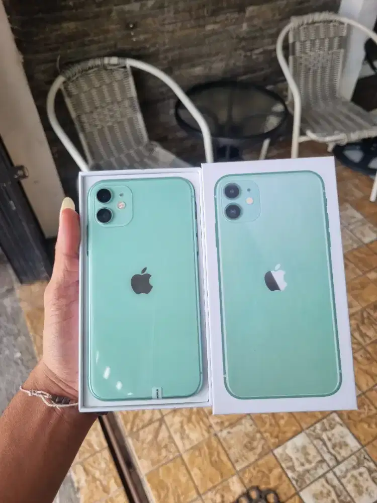 IPhone 11 BC sinyal permanen All Operator 128 GB Fullset mulus