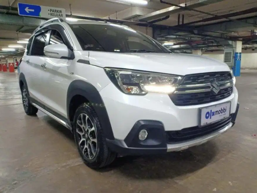 KM RENDAH - Suzuki XL7 1.5 Beta Bensin-MT 2021 SZKT