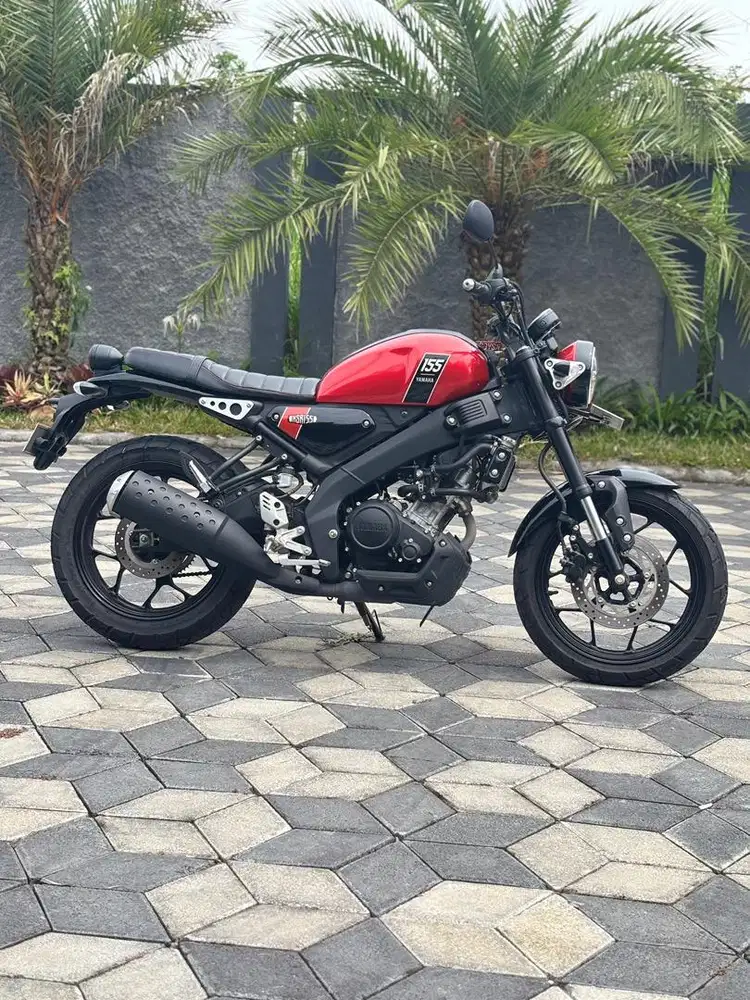 Yamaha XSR 155 VVa thn 2024 Merah Metalik Odo 2rb Koko Motor