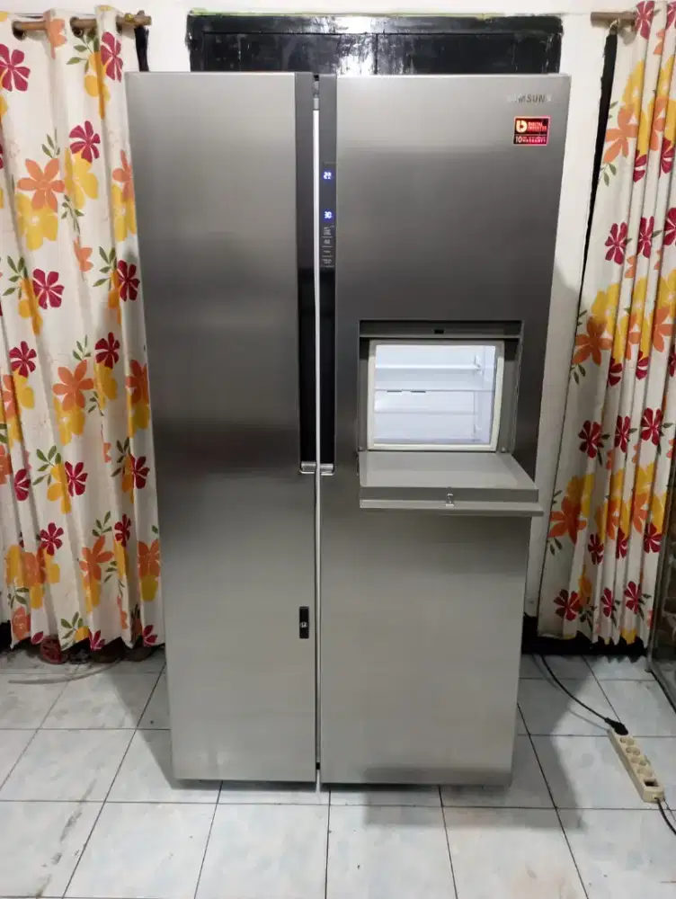 Kulkas 2 pintu SBS Samsung inverter