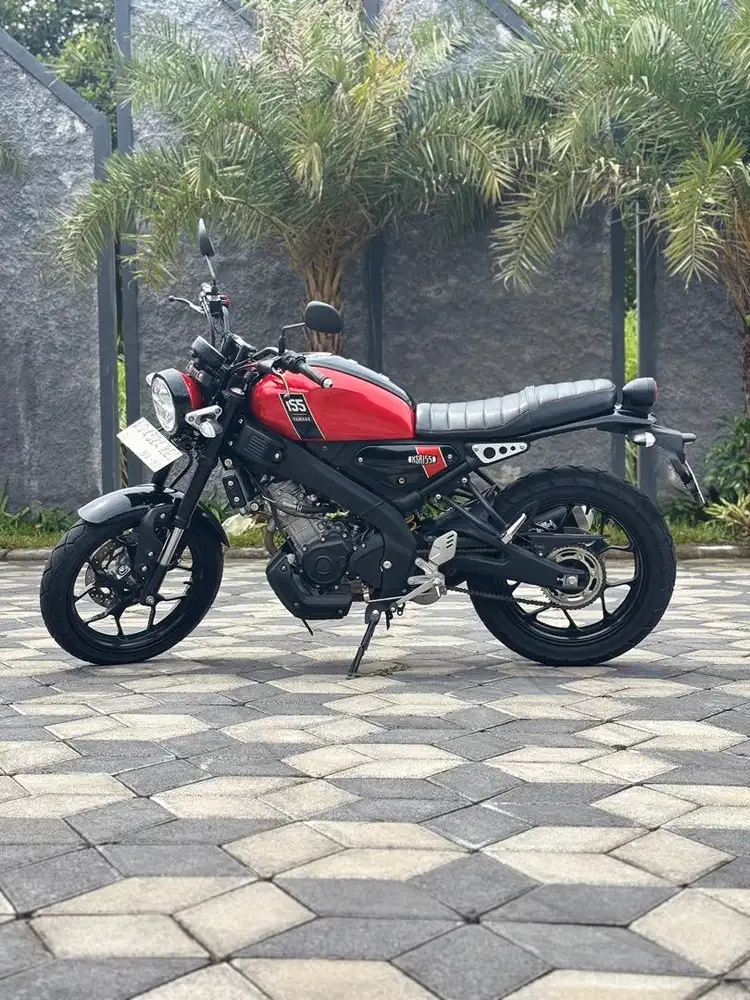 Yamaha XSR 155 VVa 2024 Merah Metalik Odo 2rb Koko Motor