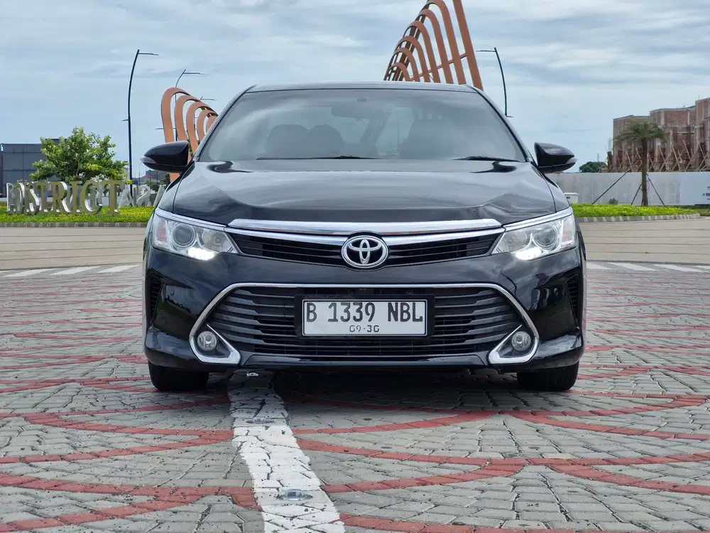 Toyota Camry G 2.5 Automatic 2018 Besin Hitam Metalik