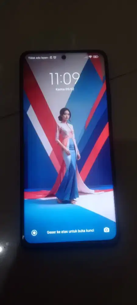 Poco x3 nfc ram 8 /128.hp normal hp lumayan mulus.no minus