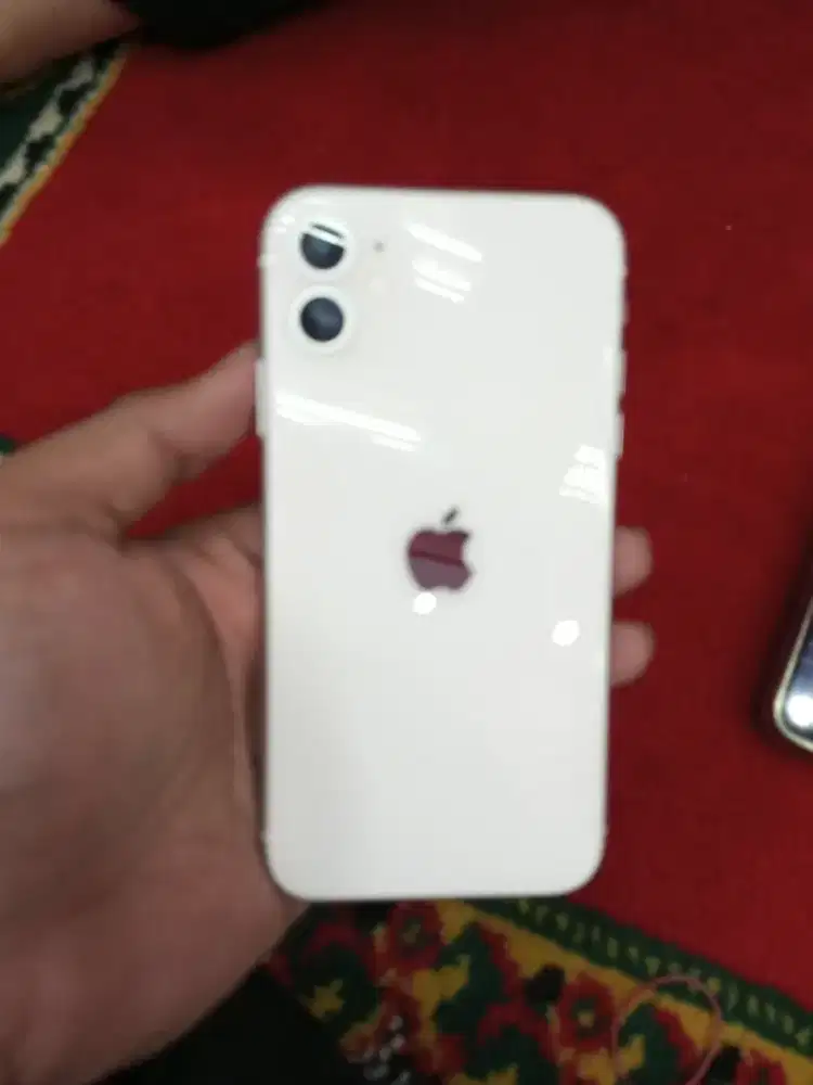 Jual iPhone 11 128 gb Fullset beacukai setara ibox