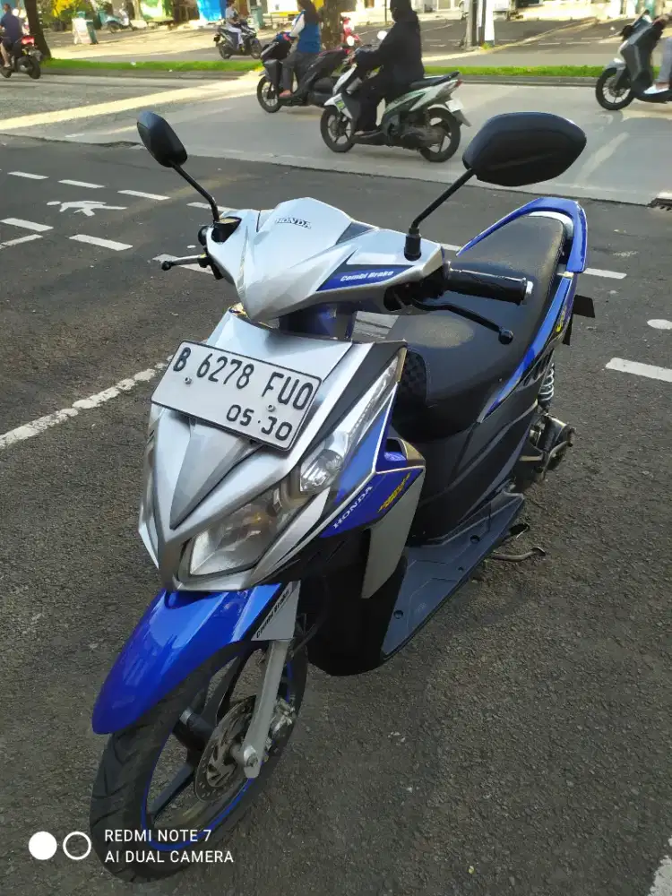 Vario 110 CBS Pajak hidup