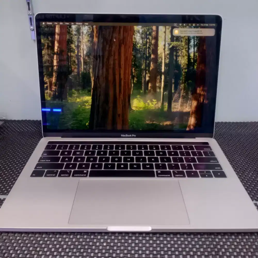 MacBook pro touchbar 2019