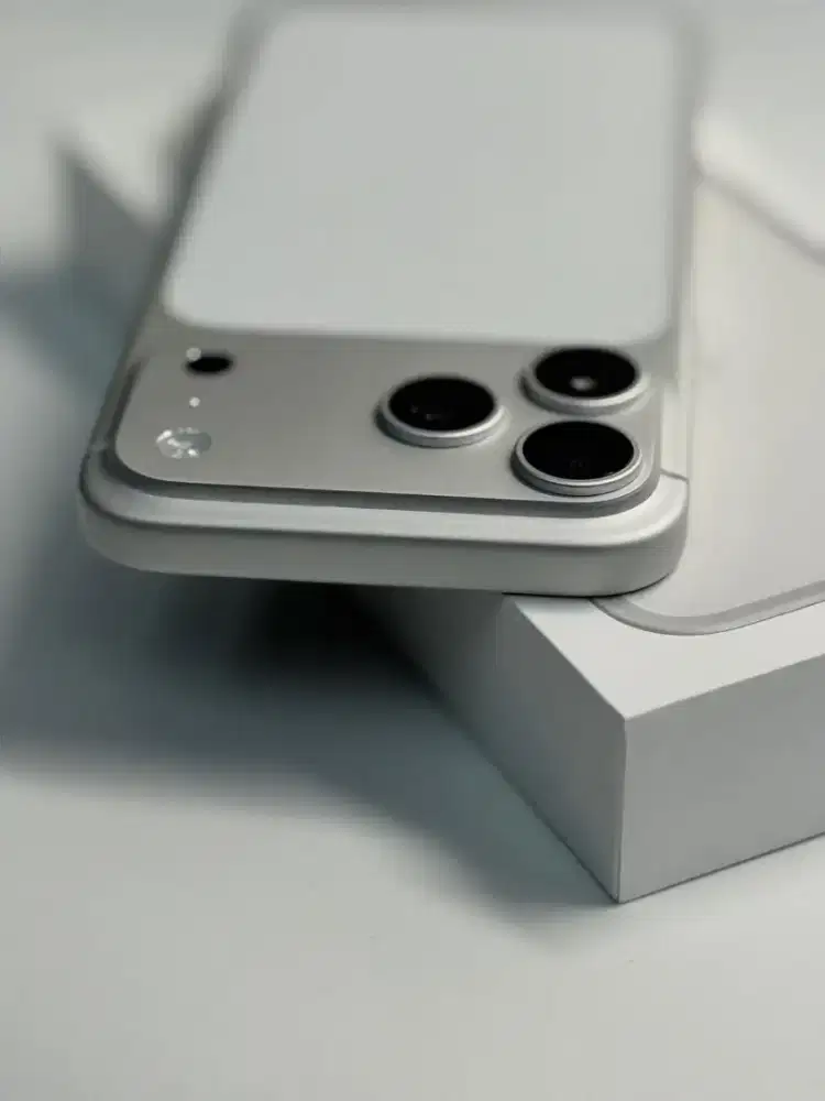 iPhone 17 Pro/ Bunga ringan dan proses kredit cepat dibantu ACC