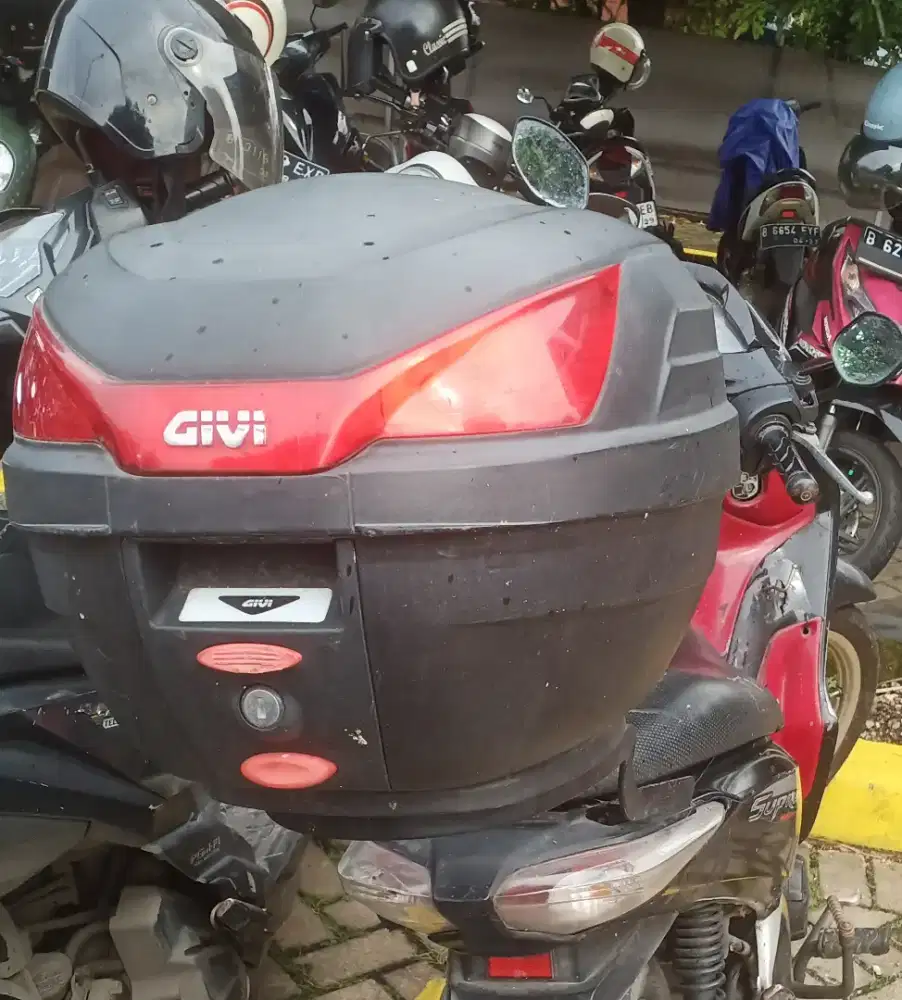 Box merk givi bekas honda supra x 125