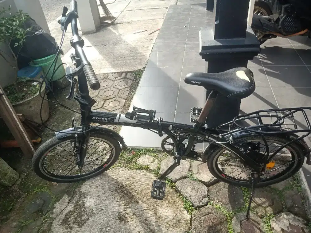 sepeda lipat odessy 20'