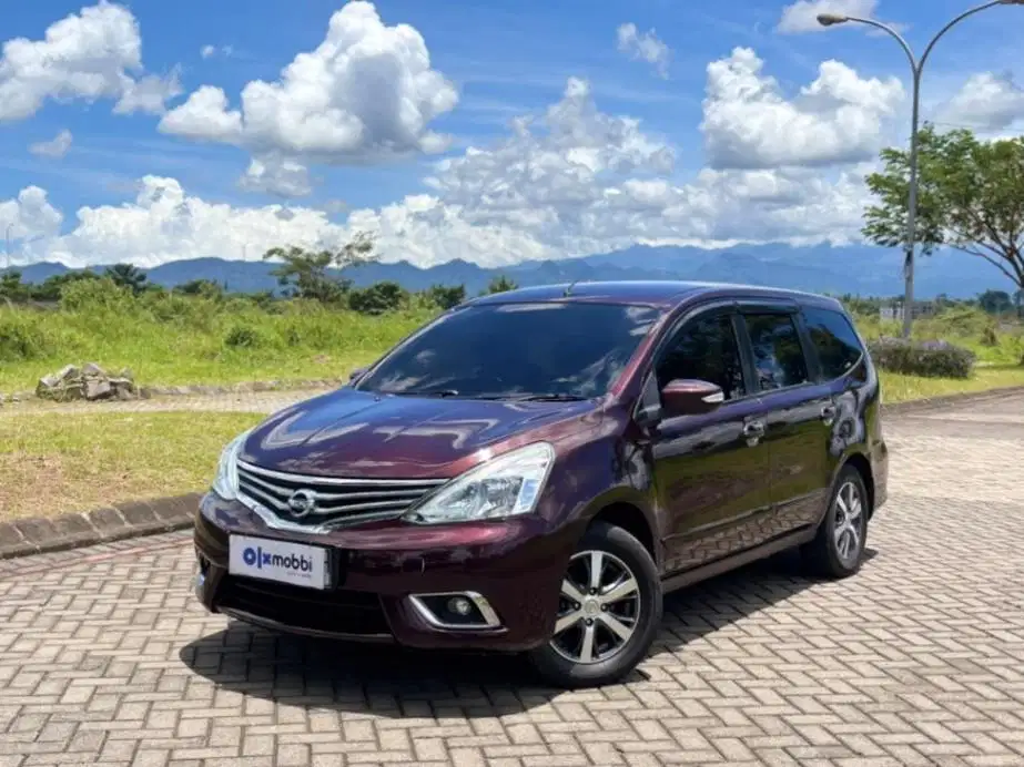 Nissan Grand livina 1.5 XV Bensin MANUAL 2017 PKH