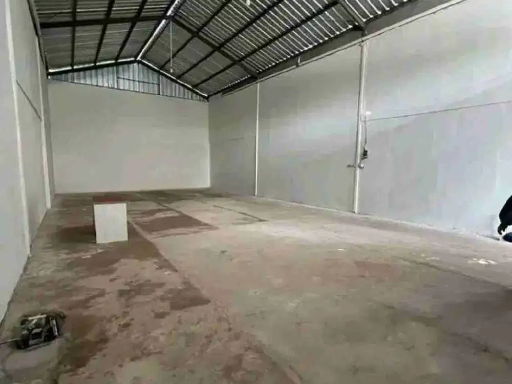 disewakan gudang 210mt akes jln kontener