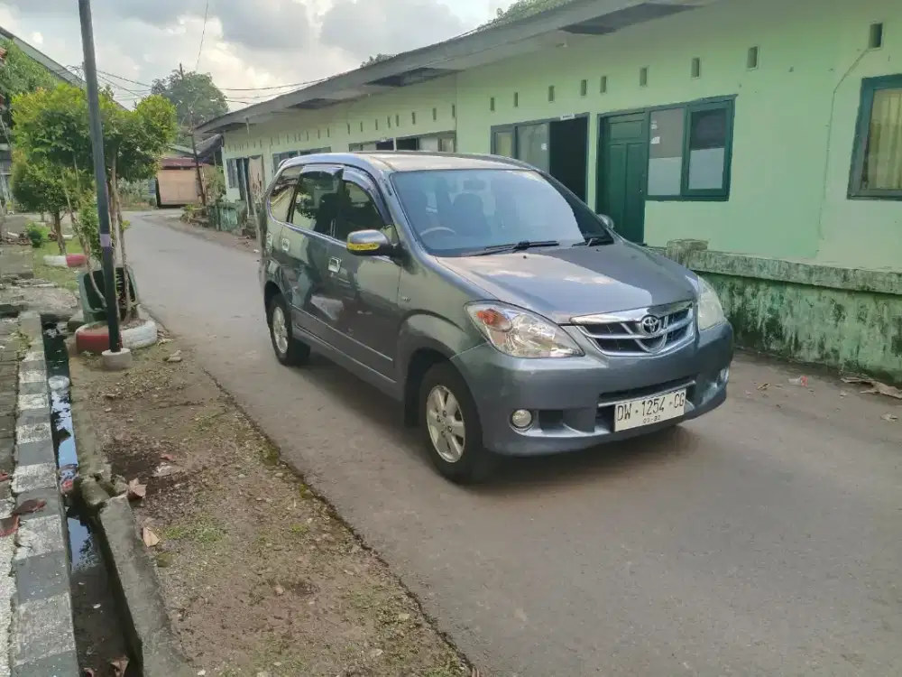 Jual Avanza G 2010