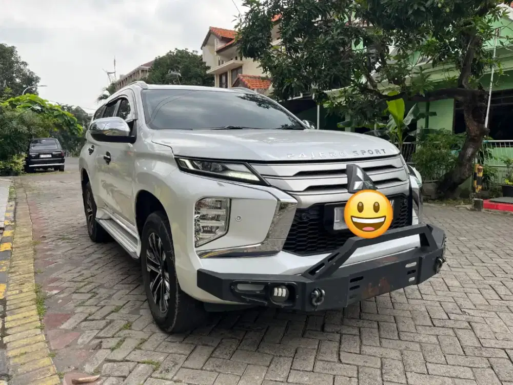 Mitsubishi Pajero dakar 4x2 solar matic putih ready juga warna hitam