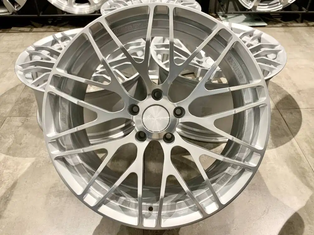 Velg Breyton Spirit RS Forged, R-19, Lebar 9-10, PCD 5x120