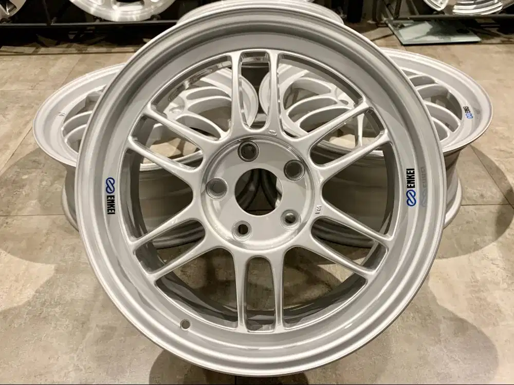 Velg Enkei RPF1 Japan, R-17, Lebar 7 - 8, PCD 5x114