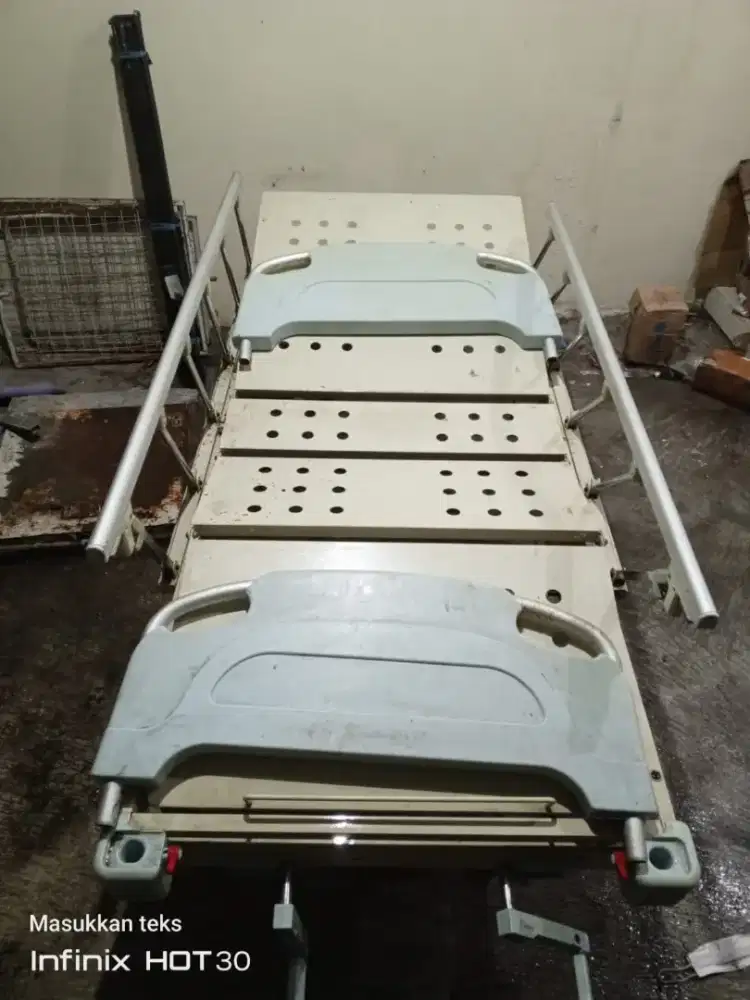 Ranjang khusus orang sakit