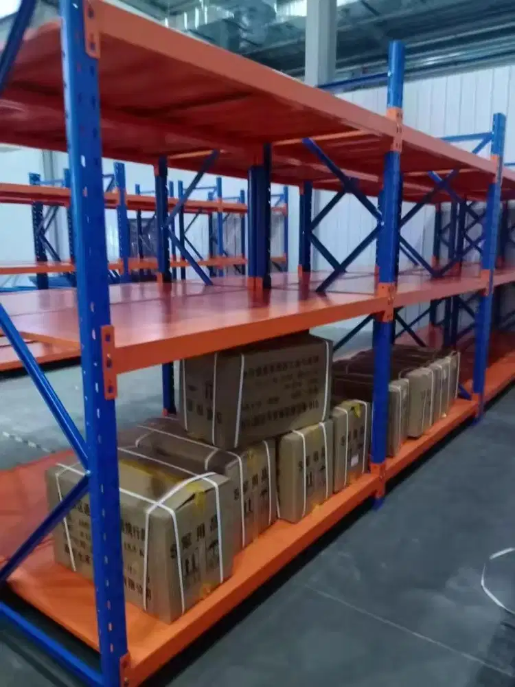 Lowongan helper / kernet