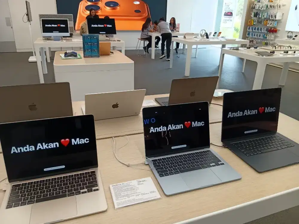 MacBook Air M4 13 inci bisa kredit syarat ktp aja