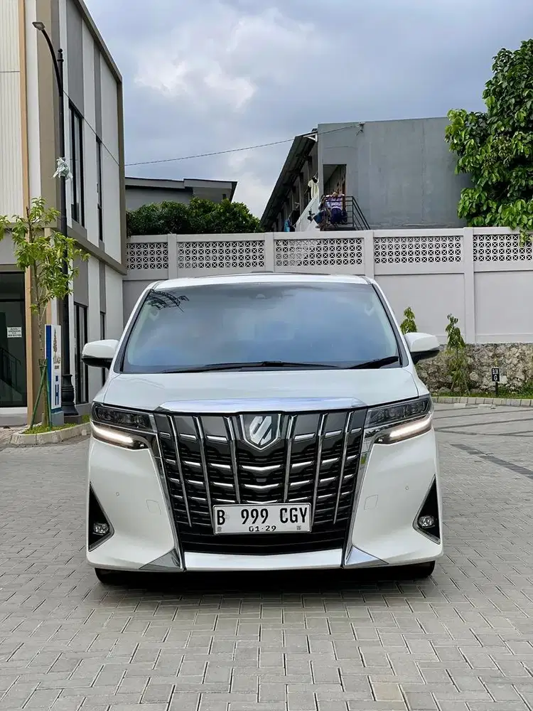 Toyota Alphard G ATPM AT sudah TSS tahun 2021 warna Putih Istimewa