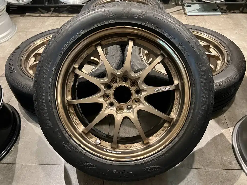 Velg Volkrays CE28N Japan, R-17, Lebar 7.5, PCD 5x114