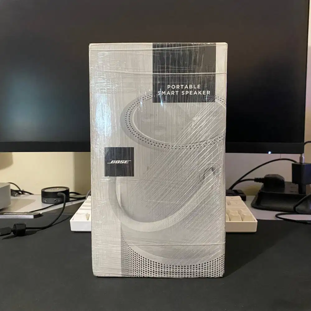 BOSE PORTABLE HOME SPEAKER NEW SEGEL BNIB