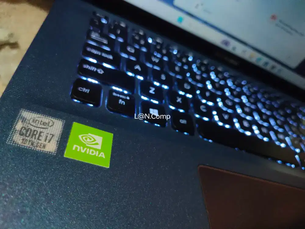 Laptop Asus Core i7 gen10 ram 8/256ssd +Nvidia mx250