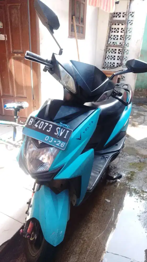 BU motor listrik volta 401 AT kondisi bagus batere awet bisa dicek