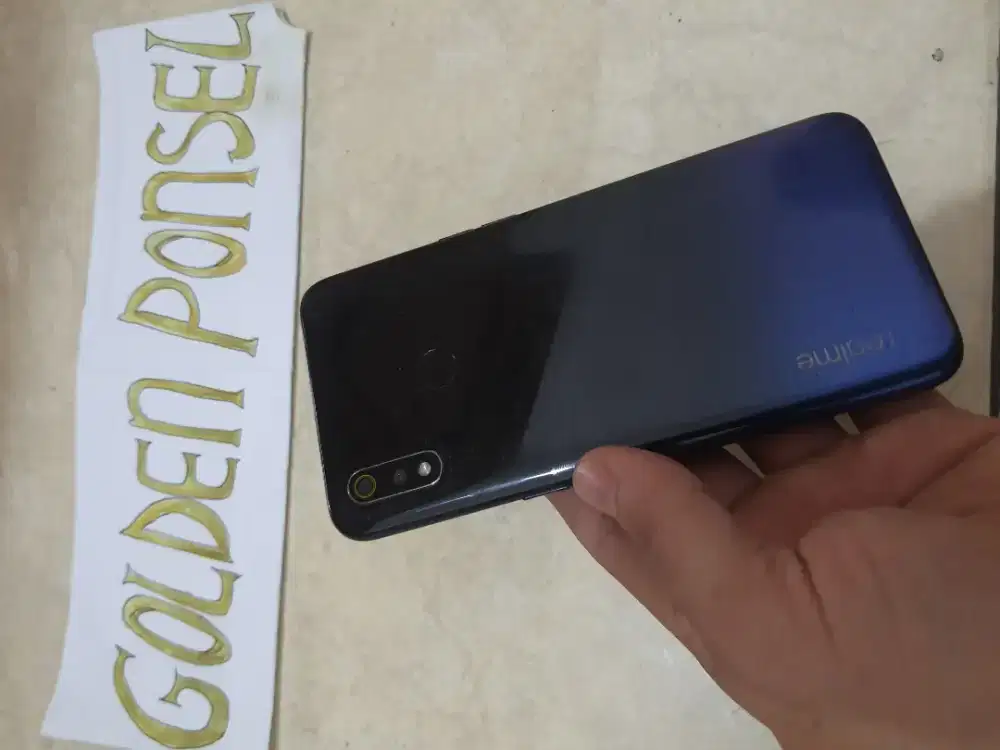 Realme.3 (32Gb/Ram 3Gb)#Golden Ponsel