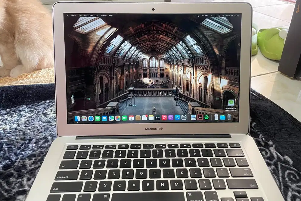 Macbook Air 2017 Second — RAM 8GB, SSD 256
