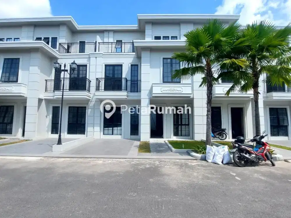 DISEWA 2 UNIT VILLA JALAN STARBAN KOMPLEK JEWEL PARK POLONIA | DAERAH POLONIA (WENDY)