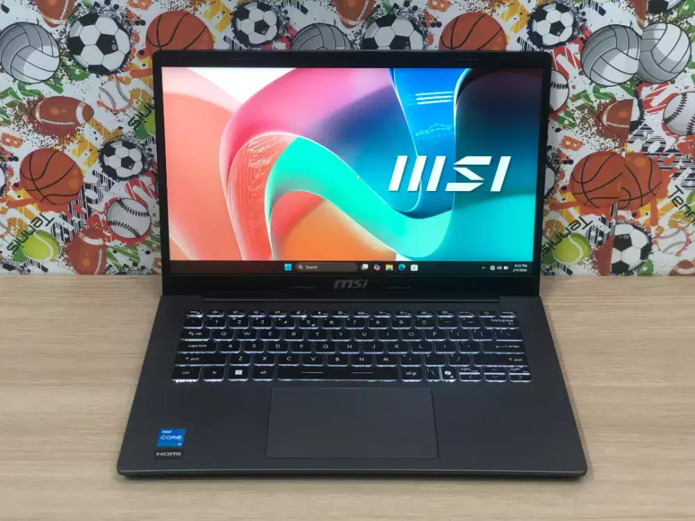 MSI Modern 14 / i3 gen 13 / Ram 8 GB / Ssd 512 GB / Like New