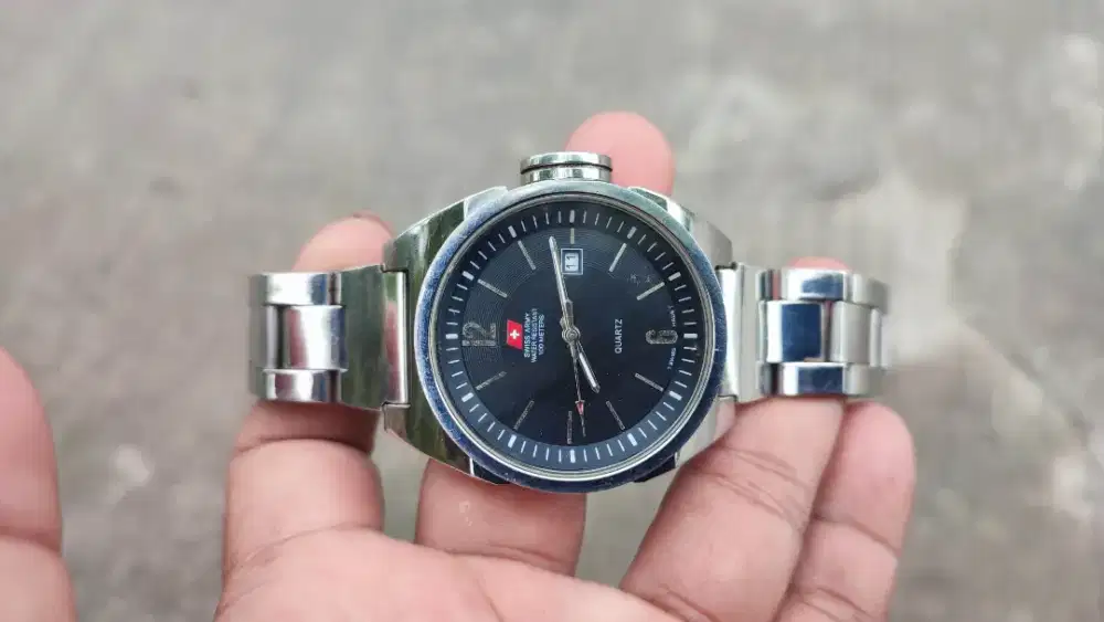 Jam second Swiss army