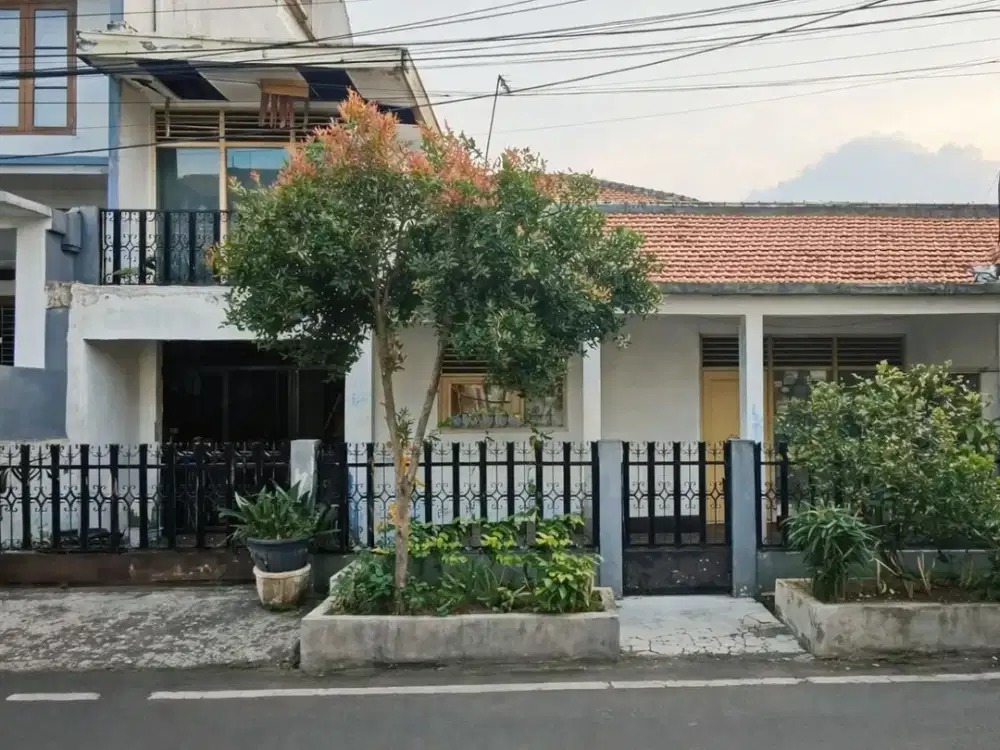 DA04 Rumah Lama Hitung Tanah Murah Rawamangun Jakarta Timur