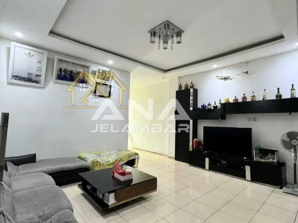 ANA RUMAH SEMI FURNISHED UK 5.2X20.4M DI JELAMBAR