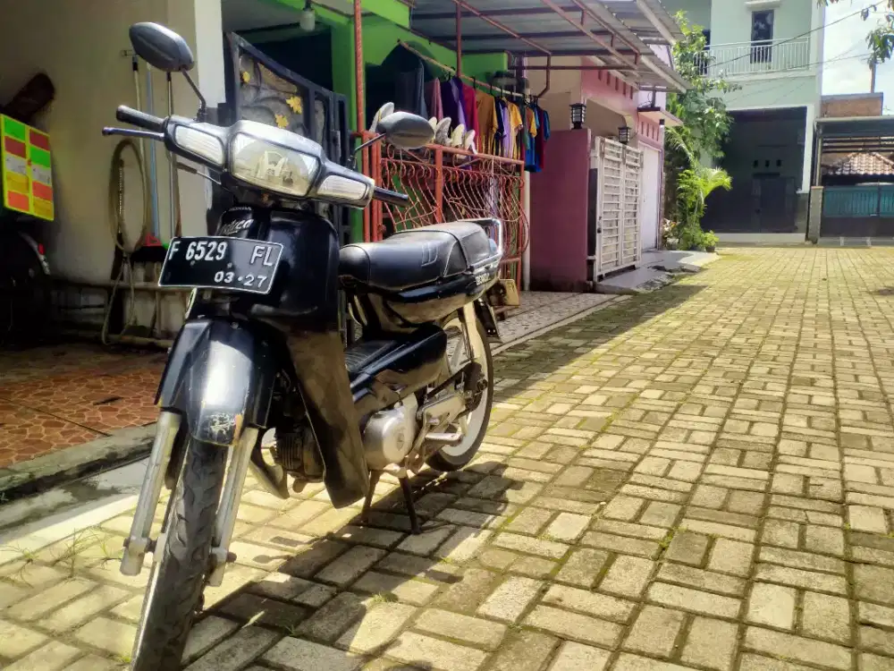 Honda legenda 2 tahun 2003